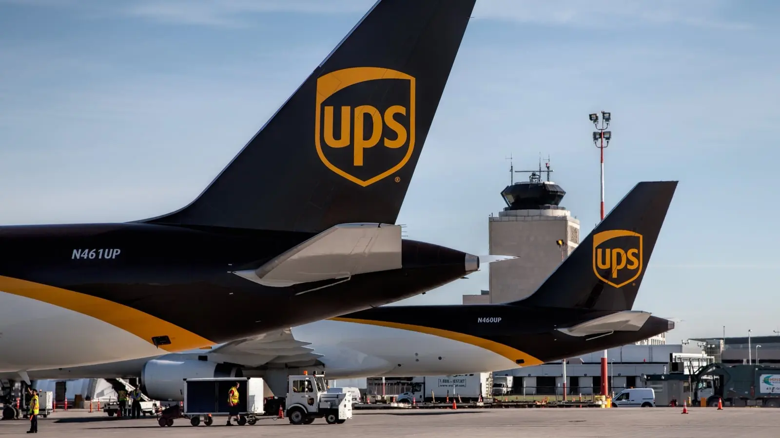 بهترین UPS؛ قبل از انتخاب این نکات را ببینید