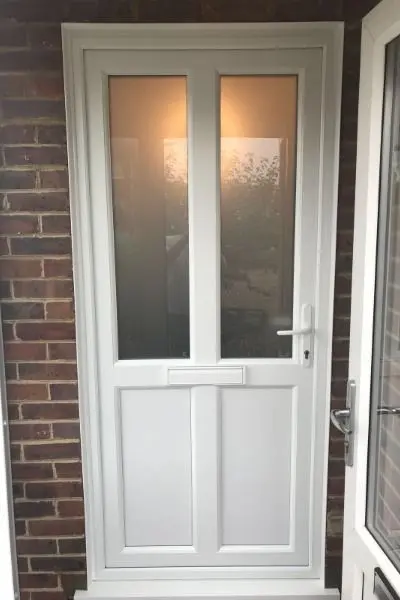 شغل نصاب درب و پنجره UPVC؛ مهارت‌ها و فرصت‌های درآمدی به زبان ساده