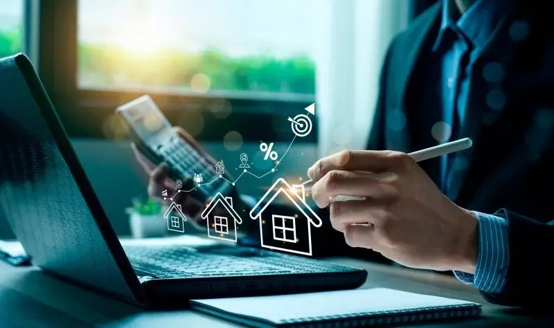 نمایی از یک سیستم بلاکچین با نمایش تراکنش‌های دیجیتال و توکن‌ها