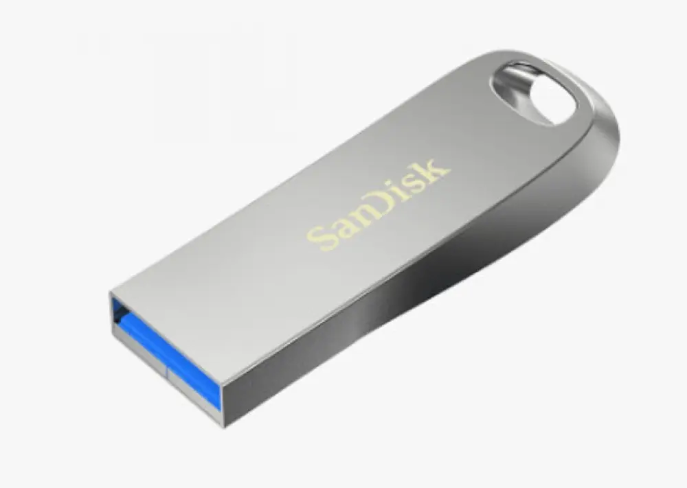 نمونه‌های مختلف فلش مموری USB با ظرفیت و طراحی‌های متفاوت