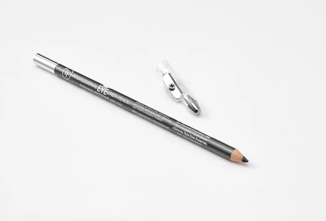 مداد چشم‌های مختلف با برندهای مختلف برای مقایسه کیفیت