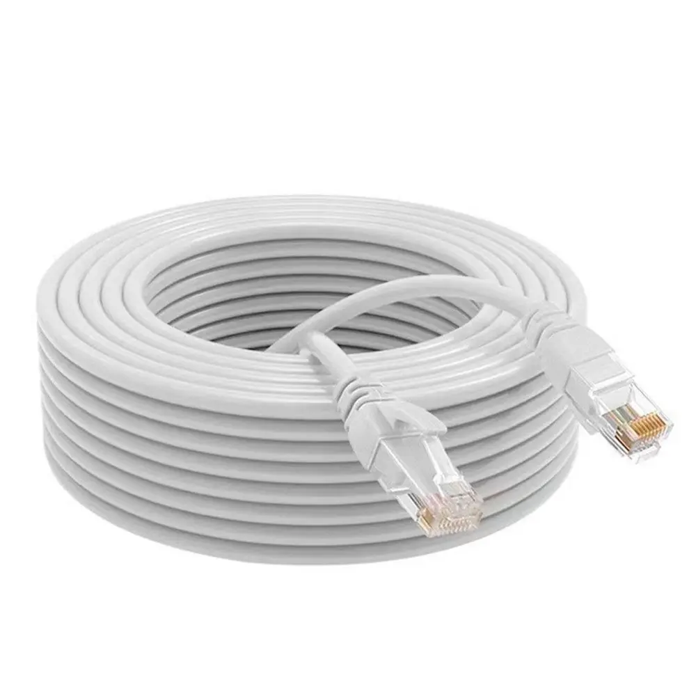 نمونه کابل شبکه Cat5e با رنگهای آبی و سفید