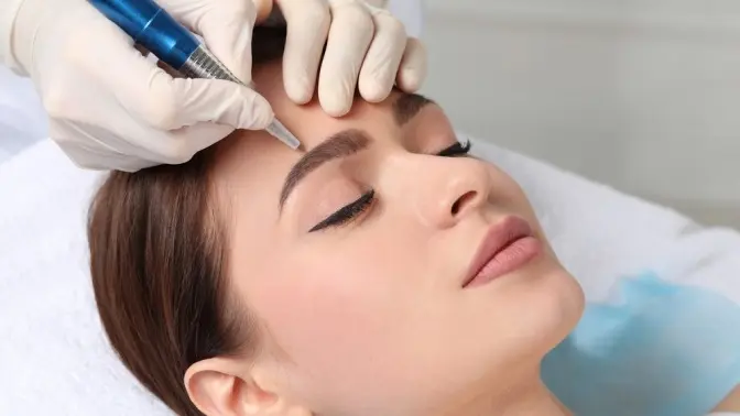 ابروهای طبیعی و طراحی شده با ماژیک دائمی