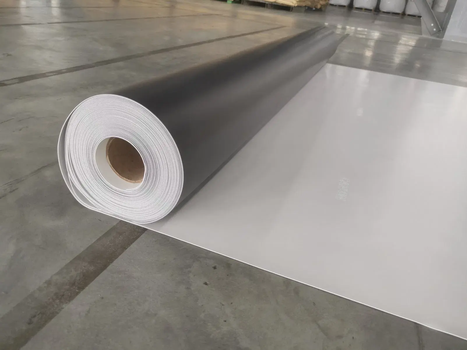 ممبران PVC چیست و چه کاربردی در آب‌بندی ساختمان دارد؛ راهنمای کامل و کاربردی