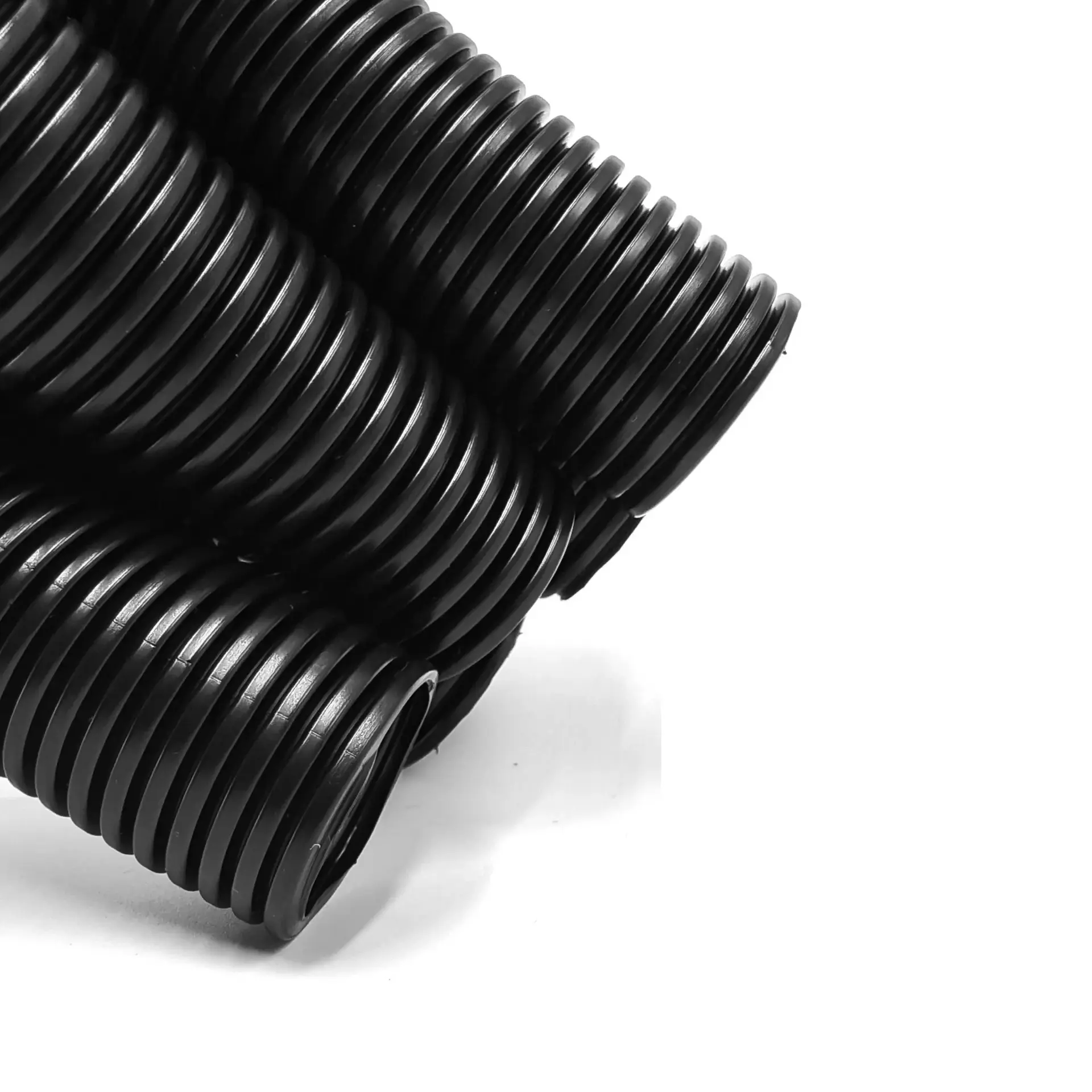 لوله‌های پلاستیکی PVC برای سیم‌کشی ساختمان