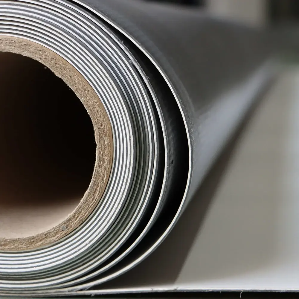 نصب ممبران PVC بر روی سطح شیب‌دار بام