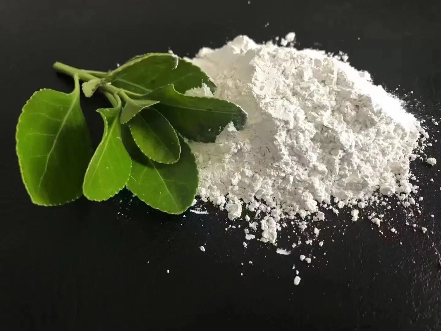 آهک هیدراته چیست و چه تفاوتی با آهک زنده دارد؛ راهنمای ساده برای شروع