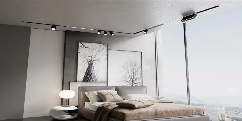 چراغ مگنتی با طراحی مدرن نصب شده بر روی کابینت فلزی در اتاق نشیمن
