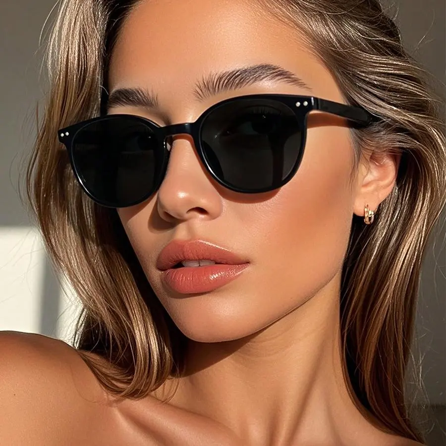 عینک آفتابی با قاب فلزی و شیشه پلاریزه