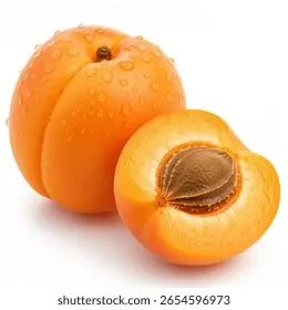 نیمه یک آلو بخارا تازه با گوشت زرد و هسته مرکزی