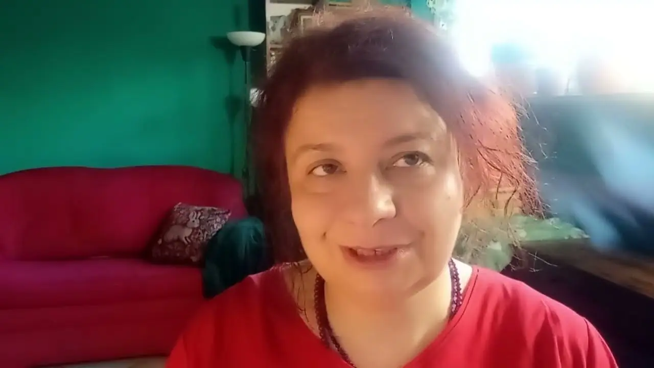 برچسب انرژی یک شیردوش با نشانگرهای مصرف آب و انرژی