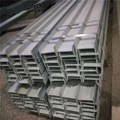 تیرآهن آی‌پی‌ان در یک پروژه ساخت‌وساز