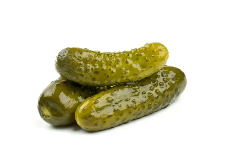 سبزیجات تازه و سالم برای تهیه ترشی مخلوط