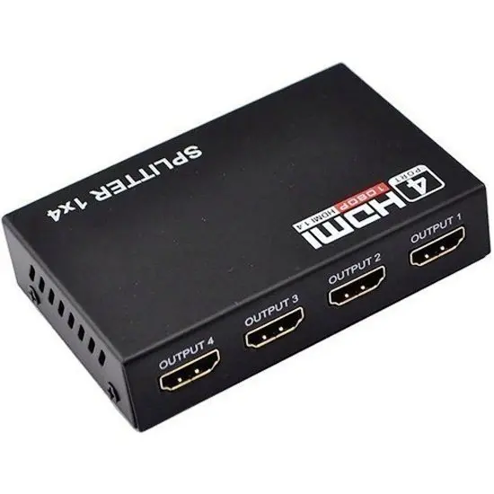 نمونه اسپلیتر HDMI با خروجیهای متعدد برای اتصال به چندین دستگاه نمایشی