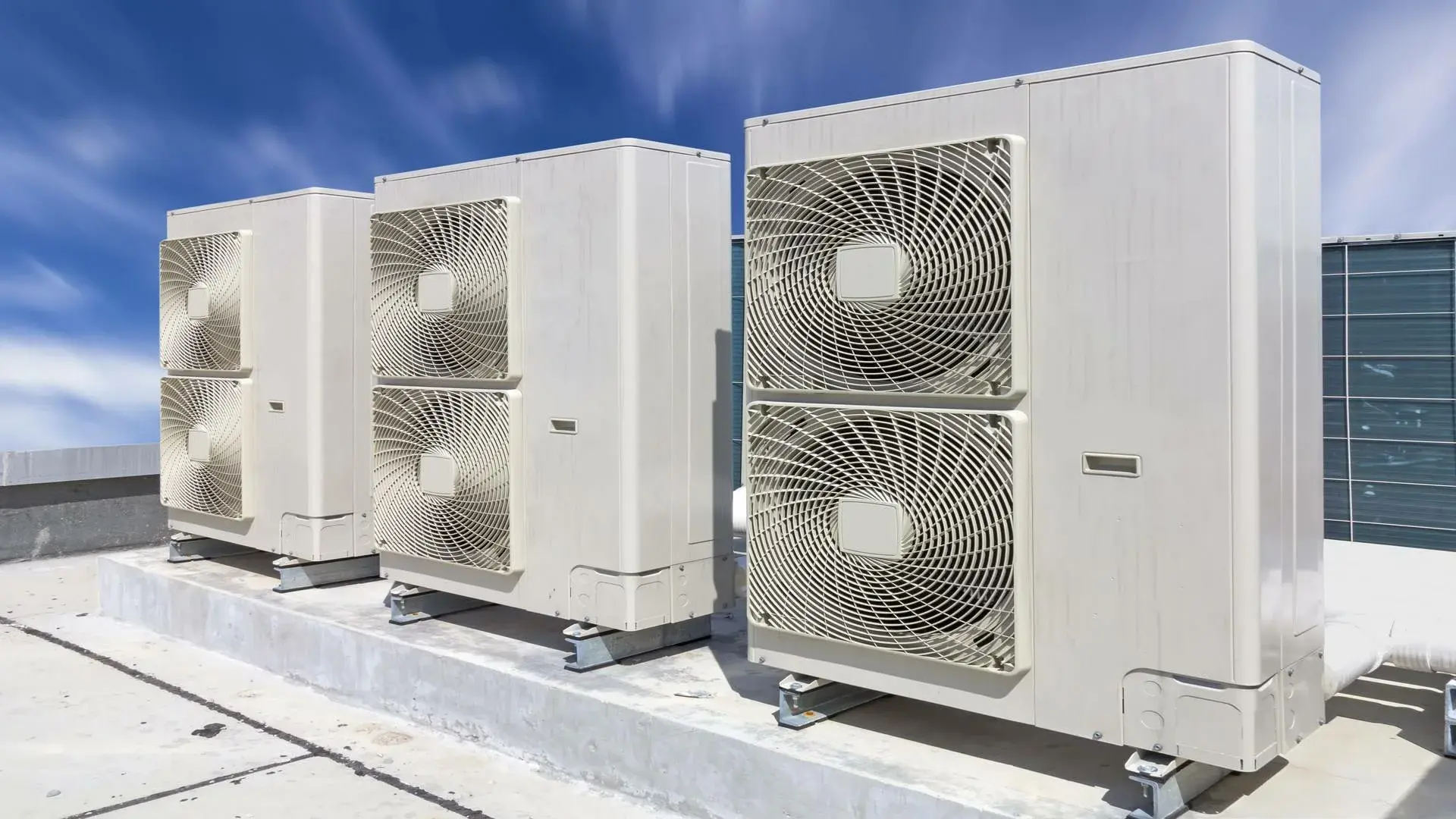VRF چیست و چرا در ساختمان‌های مدرن استفاده می‌شود؛ یک راهنمای کامل برای تصمیم بهتر