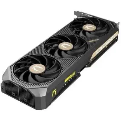 نمونه‌ای از کارت گرافیک RTX 5070 با طراحی خنک‌کننده پیشرفته