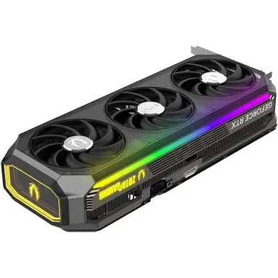 نمونه‌ای از کارت گرافیک سری RTX 5080 با طراحی AMP Extreme Infinity و ۱۶ گیگابایت حافظه ویدئویی