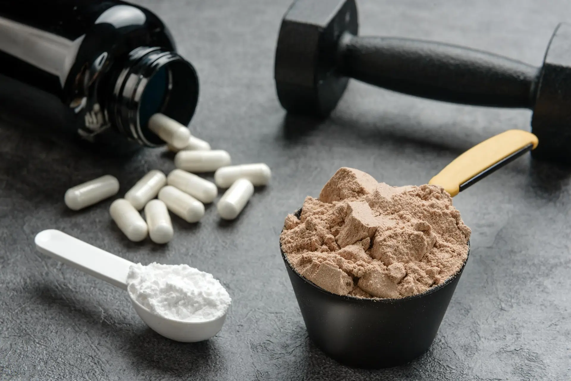 یک پزشک در حال مشاوره با بیمار