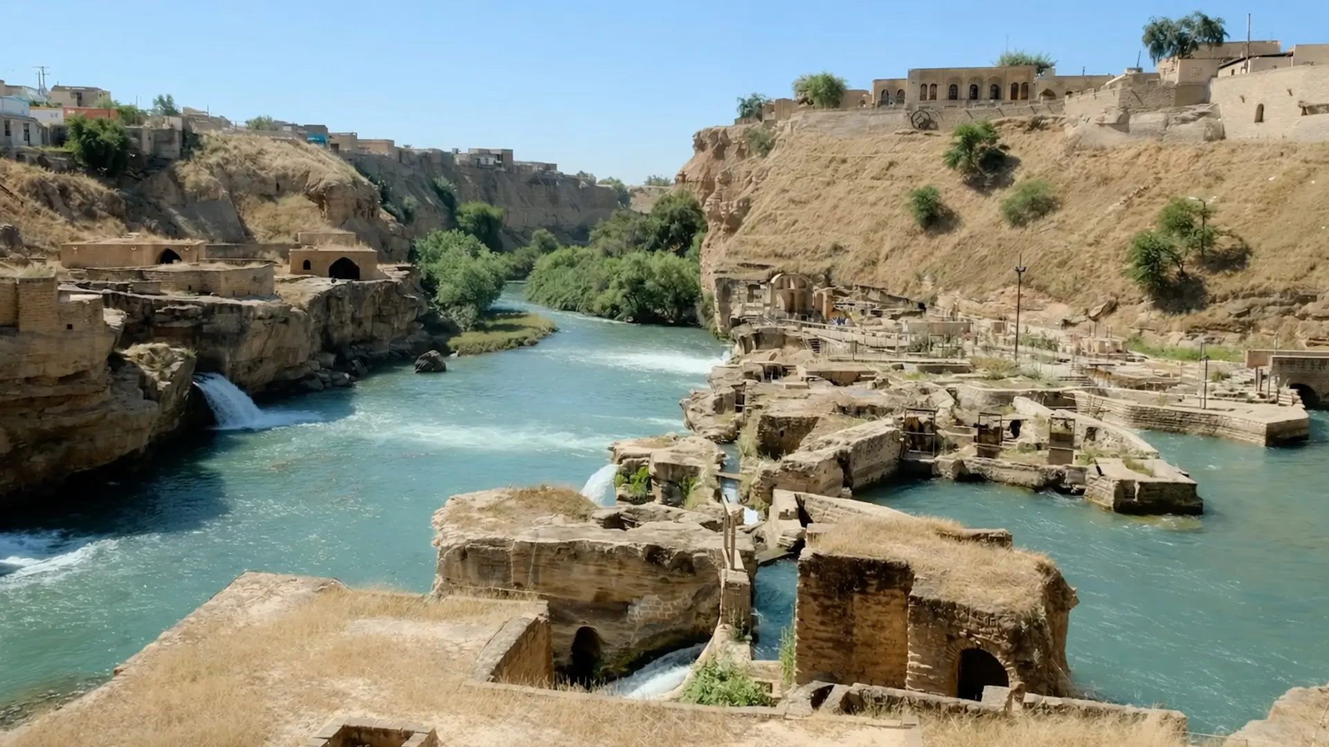 دشت‌های گسترده و نخلستان‌های خوزستان، یکی از مناطق طبیعی پرجاذبه این استان