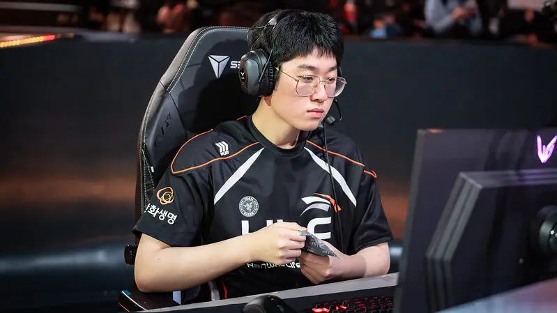 بازیکن تیم Hanwha Life Esports در بازی دوتا ۲
