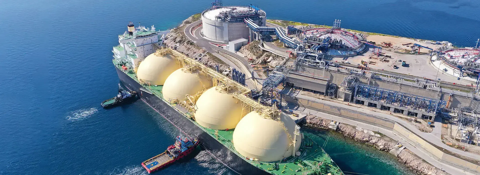 LNG چیست و چگونه تولید می‌شود؛ یک راهنمای کامل برای تصمیم بهتر