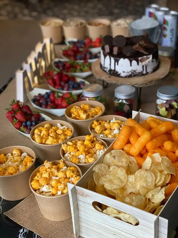 مهمانی تابستانی با غذاهای سرد و تازه