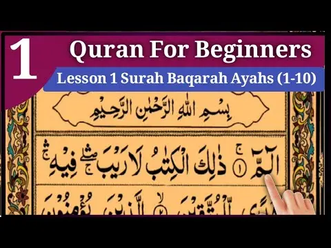 دانش‌آموز در حال مطالعه با کتاب و دفتر