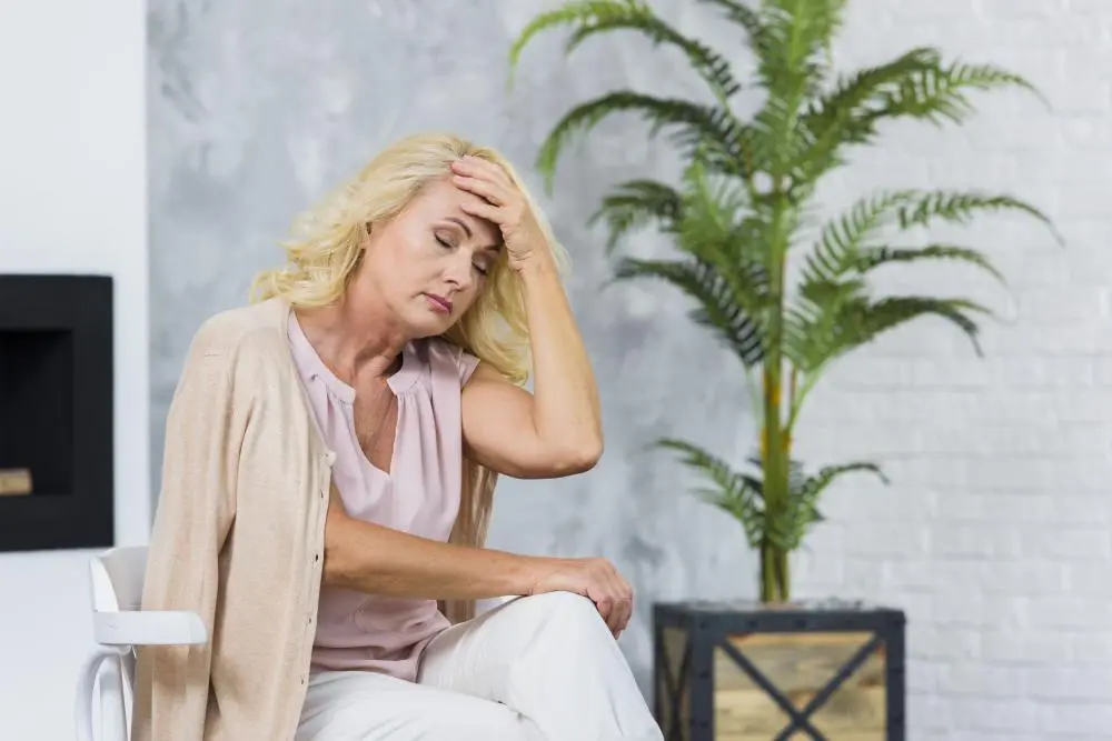 یائسگی چیست و معمولاً در چه سنی رخ می‌دهد؛ بررسی نکات و جزئیات مهم