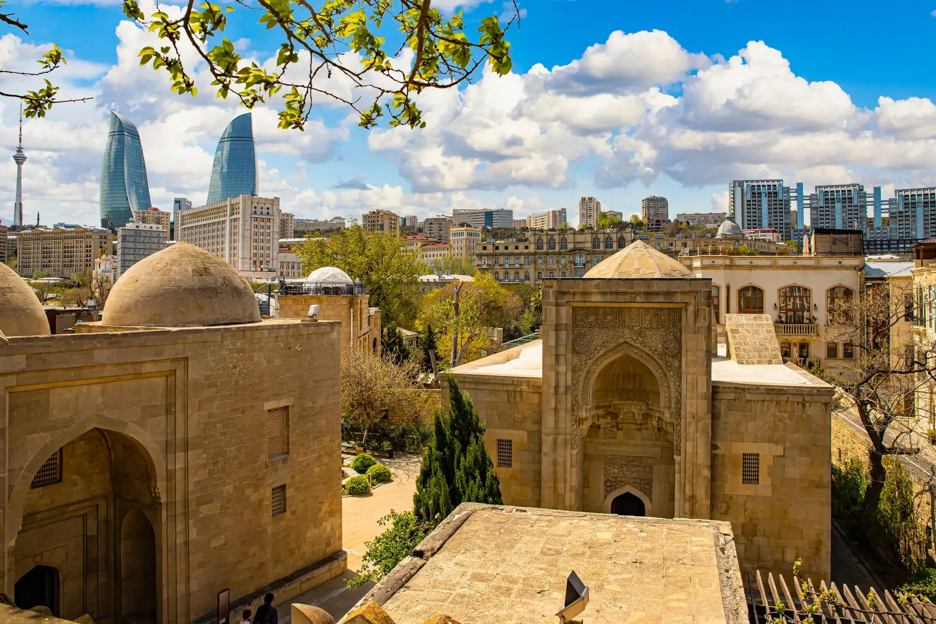 روستای سنتی سیلوانه در آذربایجان غربی با خانه‌های سنگی و منظره کوهستانی