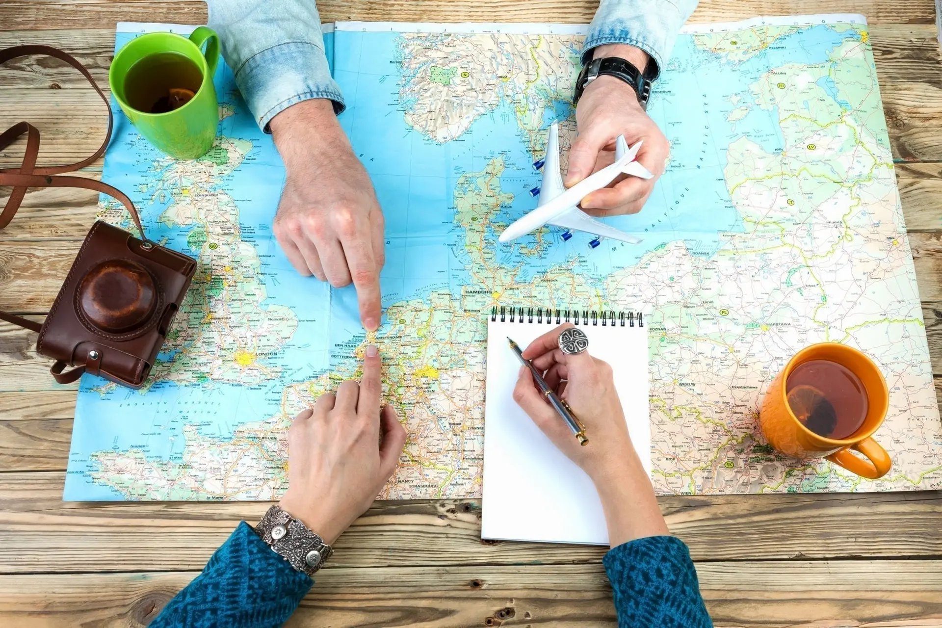 میدان نقش جهان در تهران، یکی از مکان‌های مناسب برای سفر دقیقه‌ای نودی